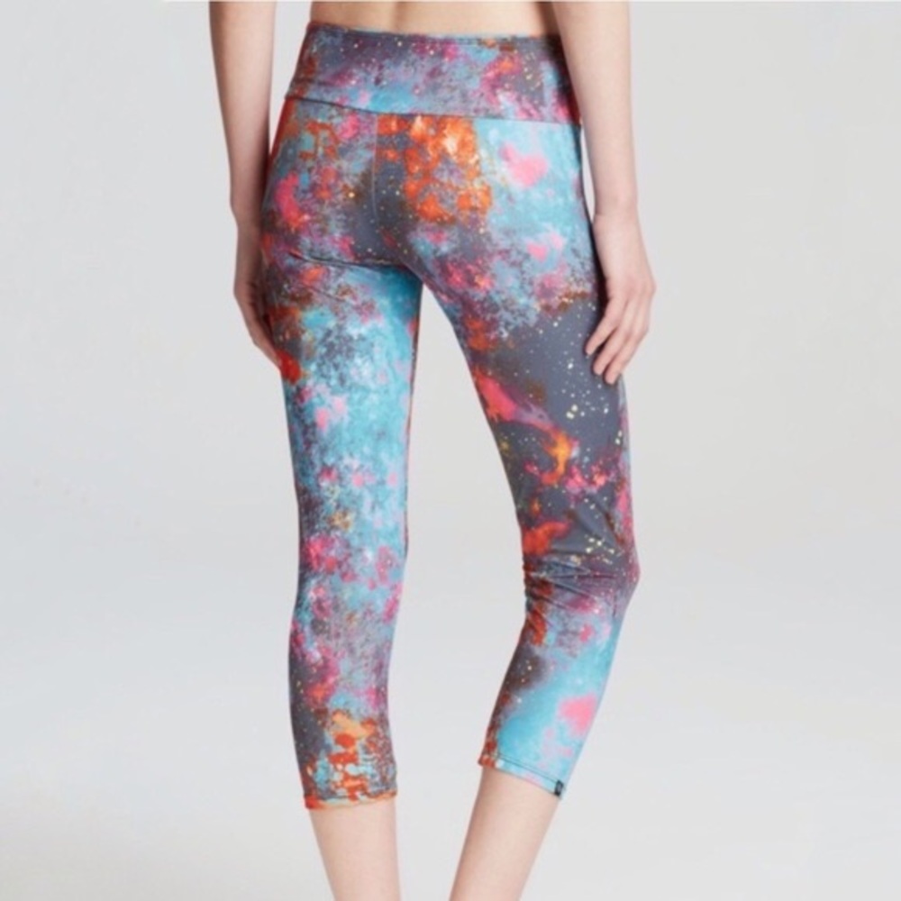 Onezie Cropped Big Bang Galactic Leggings